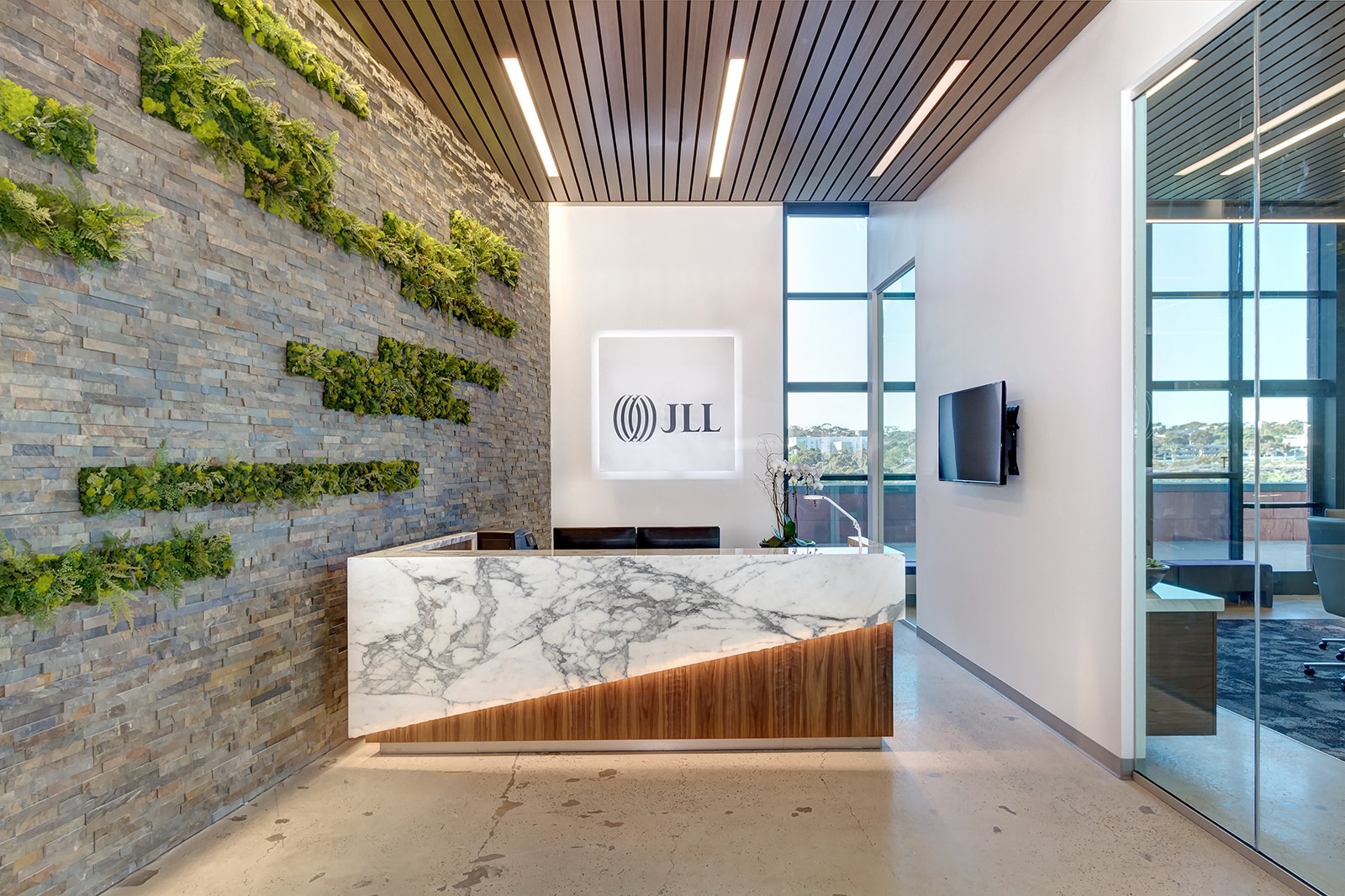 JLL San Diego, Reception Design by ID Studios, Photo by Jared Nelson